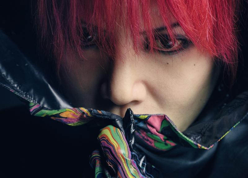 HURRY GO ROUND Scene