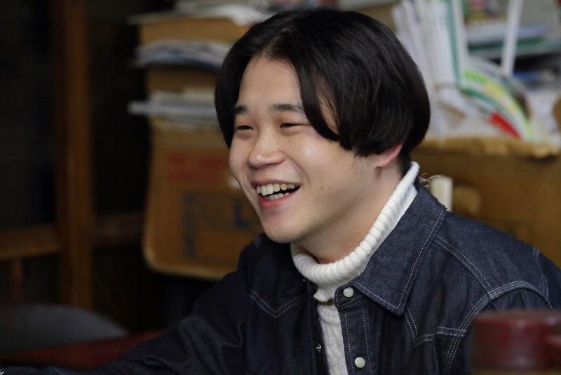 HURRY GO ROUND Scene 2