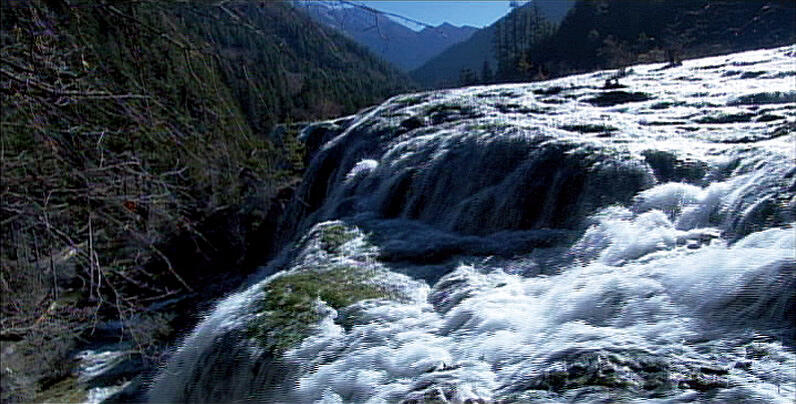 NEW JOURNEYS INTO THE WORLD HERITAGE (OV) Image